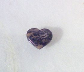 Ferrogedriitti sydän 2,8 ct