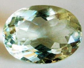 Luonnollinen prasioliitti Burmasta 8,6 ct ovaali