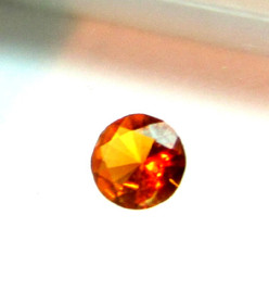 Clinohumite 3,25 mm / 0,1 ct round