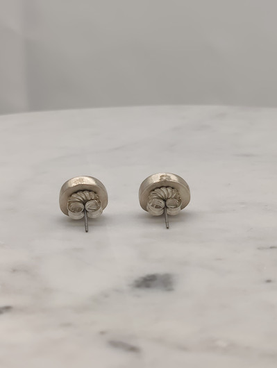 Vintage silver earrings with quartz stone