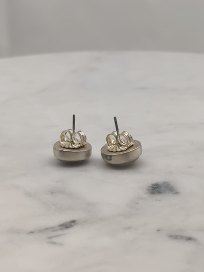 Vintage silver earrings with quartz stone