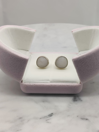 Vintage silver earrings with quartz stone