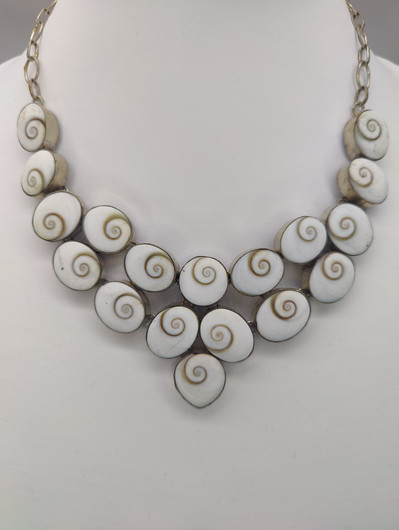 Vintage silver necklace with big quartz stones
