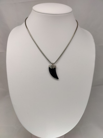 Vintage silver pendant with chain and stone