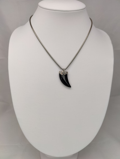 Vintage silver pendant with chain and stone