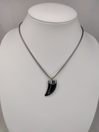 Vintage silver pendant with chain and stone