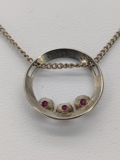 Vintage silver pendant with chain and sapphires
