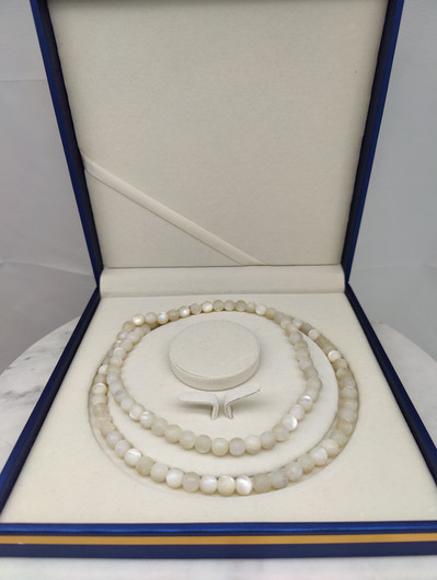 Vintage beautiful moonstone necklace