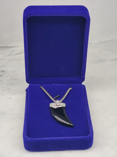 Vintage silver pendant with chain and stone