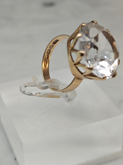 Vintage Quartz gold ring  