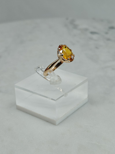 Vintage synthetic sapphire gold ring  