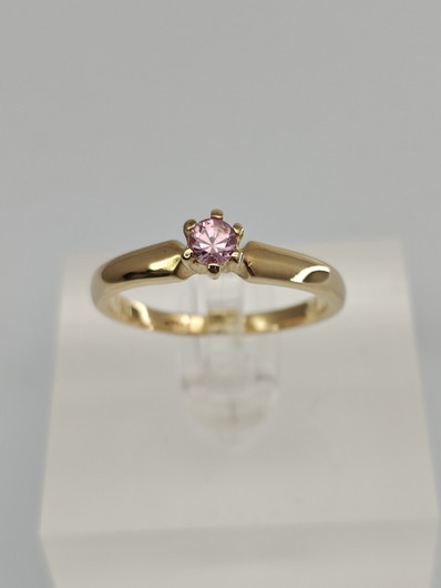 Vintage Sapphire gold ring  