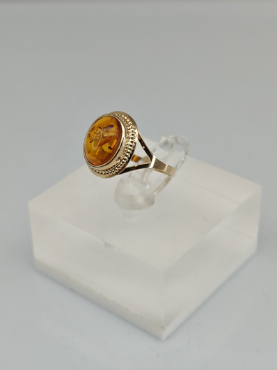 Vintage gold set of ring and earrings with Baltic amber