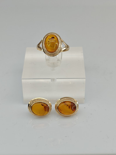 Vintage gold set of ring and earrings with Baltic amber