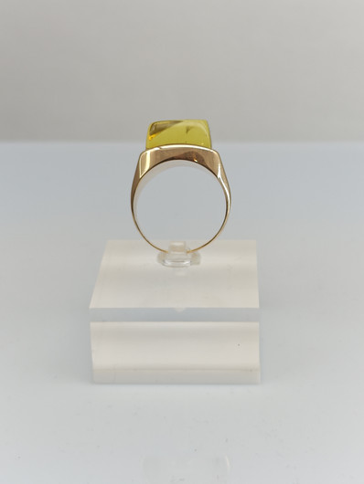 Vintage Baltic Amber gold ring  