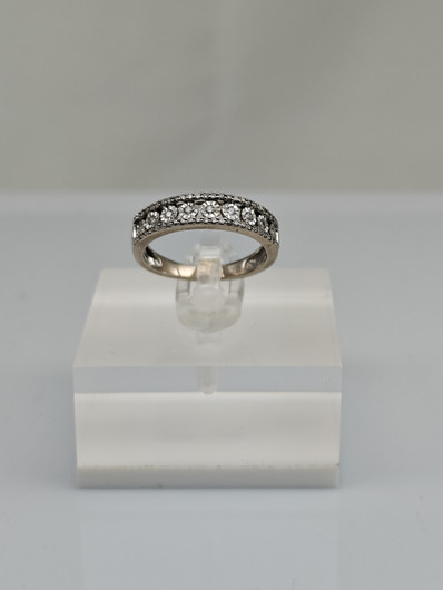 Vintage diamond white gold ring  