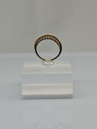 Vintage diamond gold ring  
