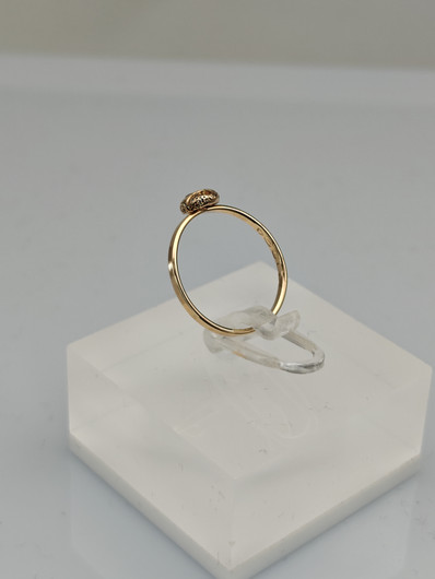 Vintage diamond gold ring  