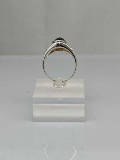 Vintage synthetic Spinel ring  