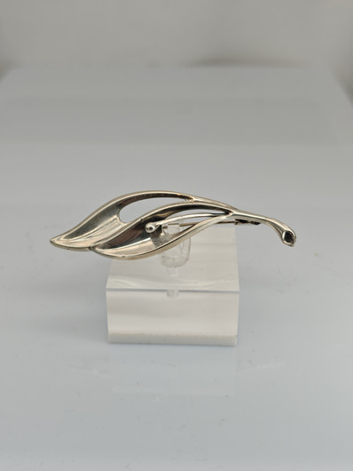Vintage silver brooch 