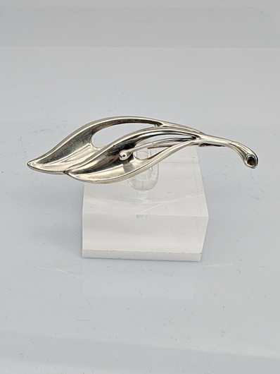 Vintage silver brooch 