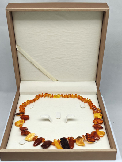 Vintage Baltic Amber necklace 48 cm