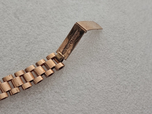 Tudor 18ct Golden bracelet watch