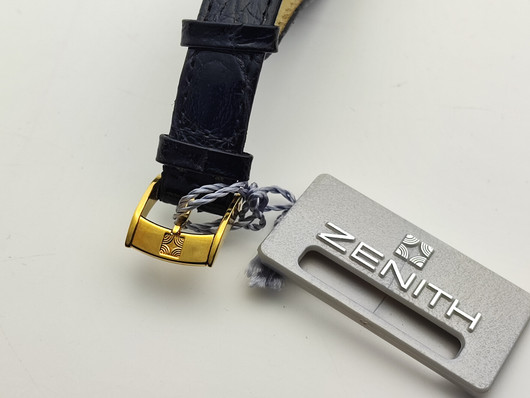 N.O.S. 14ct kultainen Zenith Finlandia spektroliitti jalokivikello
