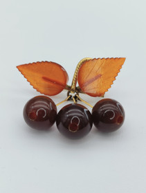 Vintage Baltic amber brooch ,like autumn leaves and berries