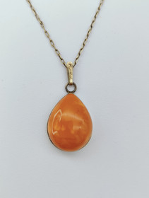 Vintage Baltic Amber with  silver pendant and chain 58cm