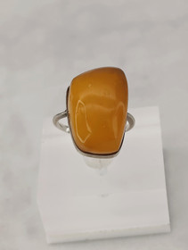 Vintage Baltic Amber silver ring