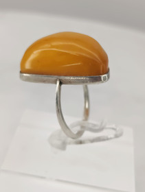 Vintage Baltic Amber silver ring