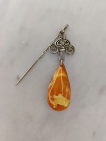 Vintage Baltic amber brooch