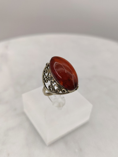 Vintage Baltic Amber ring