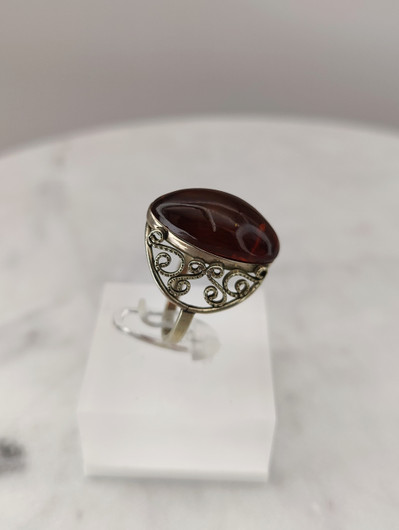 Vintage Baltic Amber ring