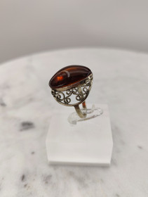 Vintage Baltic Amber ring