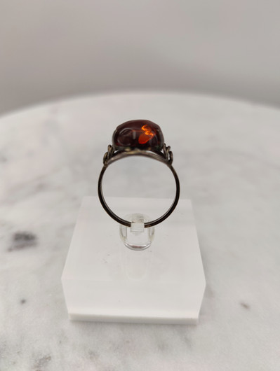 Vintage Baltic Amber ring