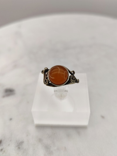 Vintage Baltic Amber ring
