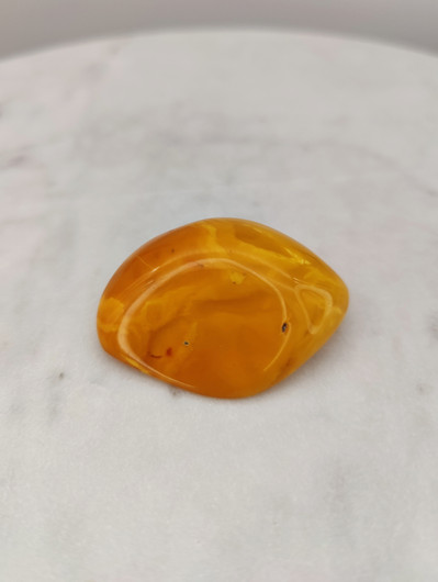 Vintage Baltic amber brooch
