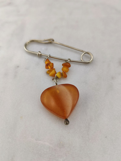 Vintage Baltic amber brooch