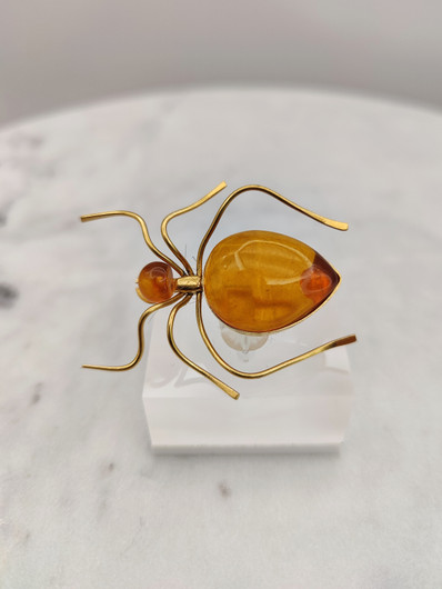 Vintage Baltic amber brooch