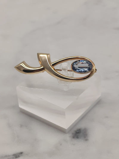 Vintage topaz gold brooch