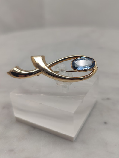 Vintage topaz gold brooch