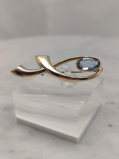 Vintage topaz gold brooch