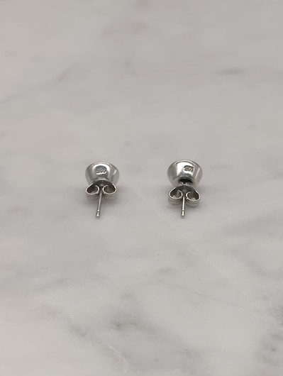 Vintage silver earrings with spinel stone