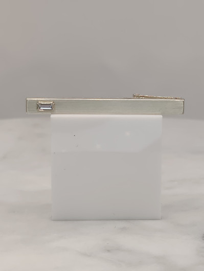 Vintage silver tie pin with stone