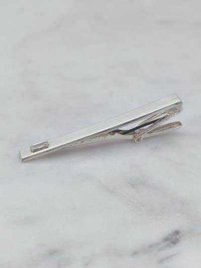 Vintage silver tie pin with stone