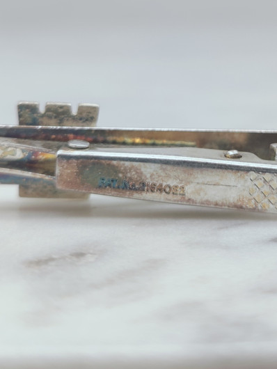 Vintage tie pin