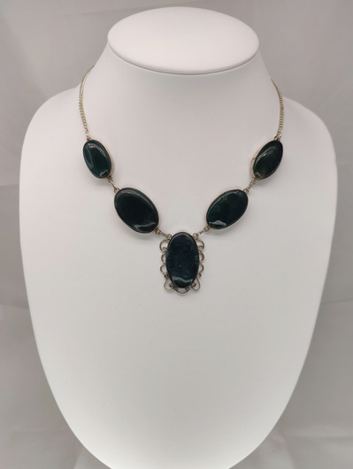 Vintage silver necklace with big green stones