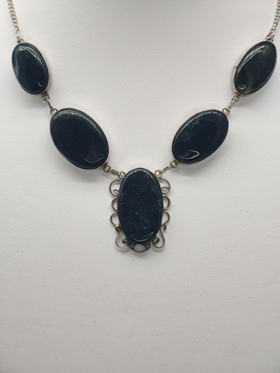 Vintage silver necklace with big green stones
